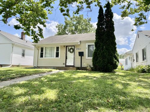 2332 Curdes Ave, Fort Wayne, IN, 46805-2717 | Card Image