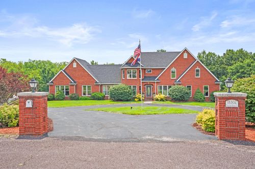 18302 Hunters Ridge Ct., Boonville, MO, 65233 | Card Image