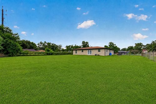 237 Burkett St, Richwood, TX, 77531-2601 | Card Image
