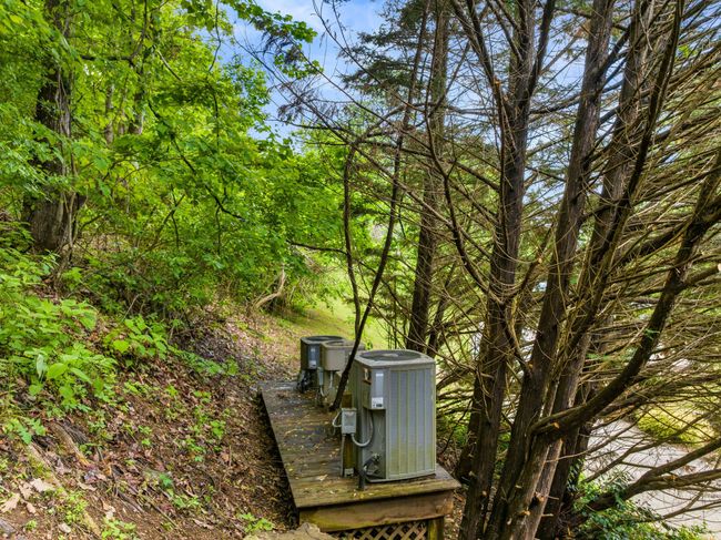 2414 Walnut Cove Way, House other with 4 bedrooms, 6 bathrooms and null parking in Sevierville TN | Image 50