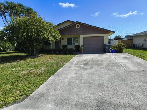 3694 Brooklyn Ln, Lake Worth, FL, 33461-5423 | Card Image
