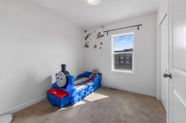 253 Silverado Common Sw, Home with 3 bedrooms, 2 bathrooms and 1 parking in Calgary AB | Image 24