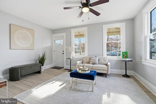 337 E 2nd St, MOORESTOWN, NJ, 08057-2901 | Card Image