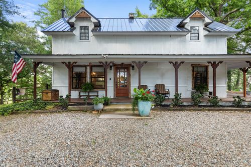 1075 An County Road 323, Palestine, TX, 75803-0580 | Card Image