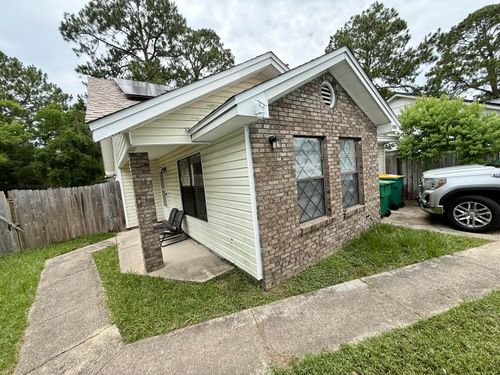 1718 Bennetts End, Fort Walton Beach, FL, 32547-6904 | Card Image