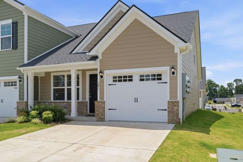 381 Ezra St, Pleasant View, TN, 37146-3006 | Card Image
