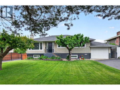 1775 Apple Lane, Kamloops, BC, V2C4M9 | Card Image