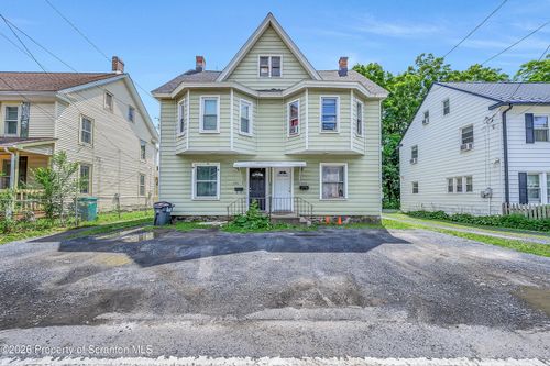 424-426 N 5th Street, Stroudsburg, PA, 18360 | Card Image