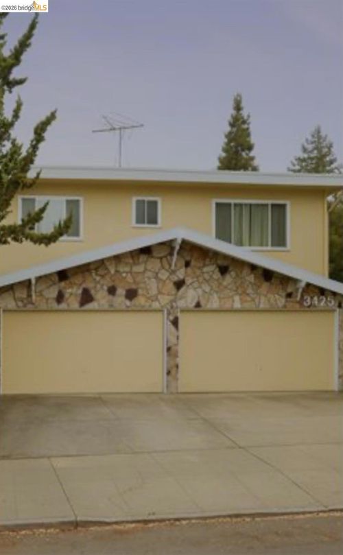 3425 Wilson Ave, Oakland, CA, 94602-2957 | Card Image