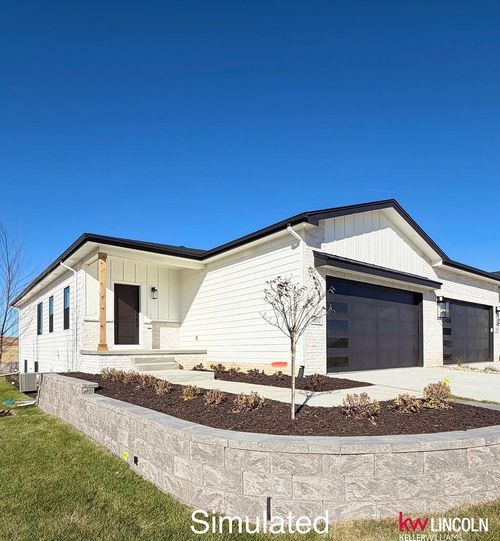 18104 Cooper St, Gretna, NE, 68028-7044 | Card Image