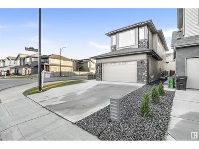 6065 Crawford Dr Sw, House other with 5 bedrooms, 4 bathrooms and null parking in Edmonton AB | Image 2