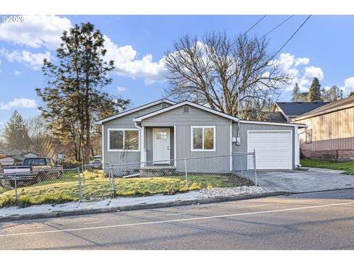 380 Nw Cary St, Winston, OR, 97496-8582 | Card Image