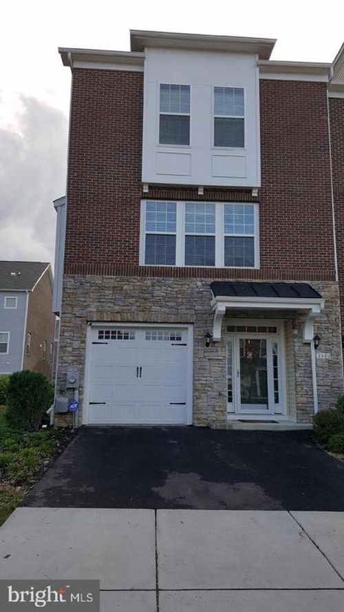 3589 Fossilstone Pl, Waldorf, MD, 20601-4659 | Card Image