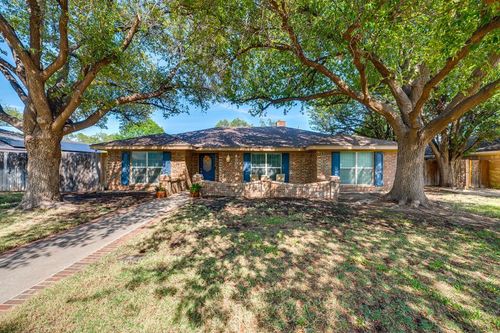 4302 Valley Dr, Midland, TX, 79707-3643 | Card Image