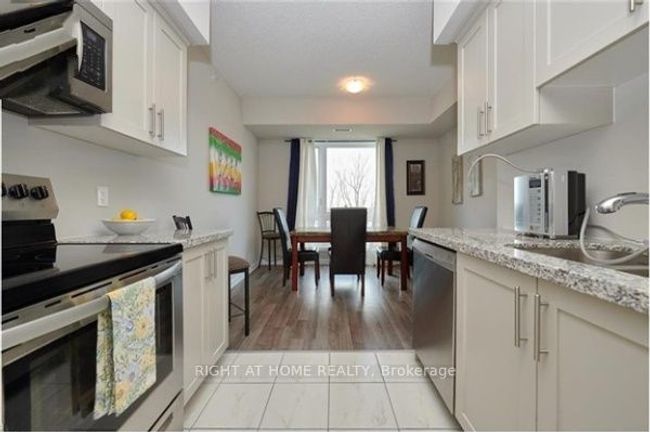 302 - 302 Essa Rd, Condo with 3 bedrooms, 2 bathrooms and 1 parking in Barrie ON | Image 17