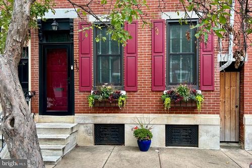 317 Wharton St, PHILADELPHIA, PA, 19147-5224 | Card Image