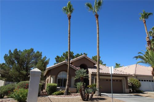 2146 Eaglepath Cir, Henderson, NV, 89074-0684 | Card Image