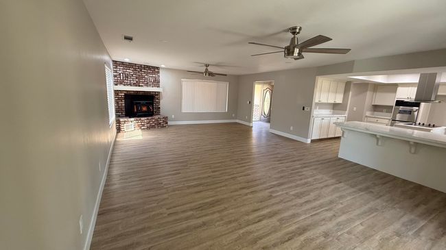 27057 Avenue 196, House other with 3 bedrooms, 2 bathrooms and null parking in Strathmore CA | Image 13