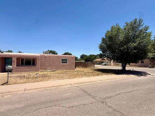 1107 S 11th St, Artesia, NM, 88210-2602 | Card Image