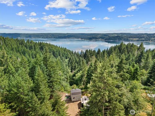 1090 Ne Patton Dr, Tahuya, WA, 98588-8909 | Card Image