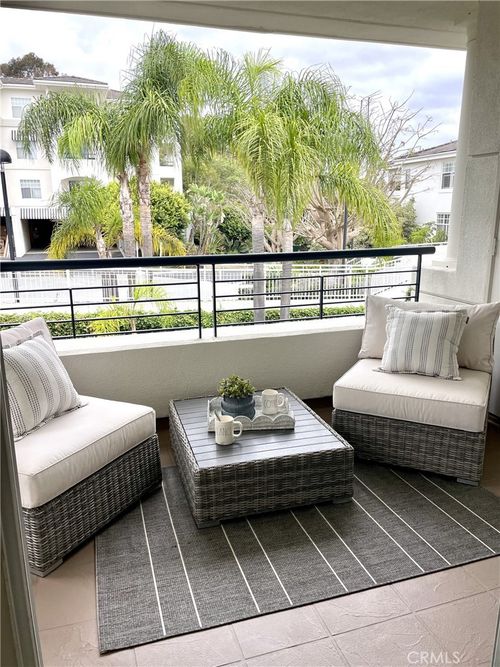 302-25432 Sea Bluffs Dr, Dana Point, CA, 92629-2198 | Card Image