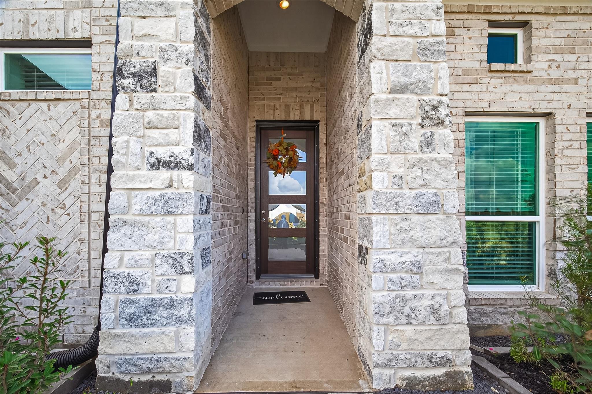 Residential in Iowa Colony 5