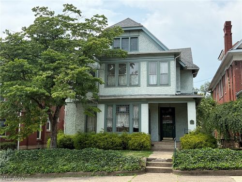 1325 Market St, Parkersburg, WV, 26101-3903 | Card Image