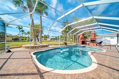 1815 Whitecap Circle, House other with 3 bedrooms, 2 bathrooms and null parking in North Fort Myers FL | Image 1