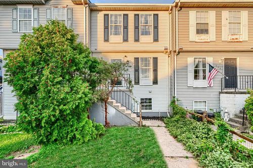 627 Kittendale Rd, BALTIMORE, MD, 21220-2352 | Card Image