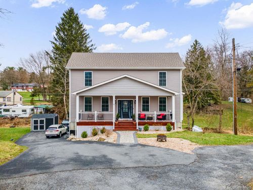 15 Rock Cut Ln, Pleasant Valley, NY, 12569-7729 | Card Image