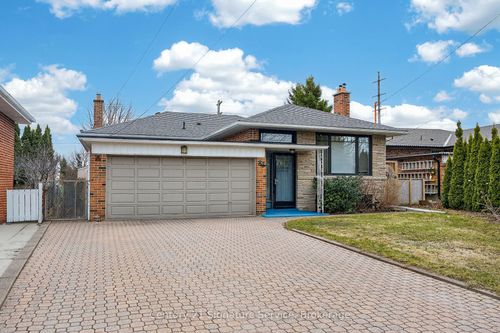 83 Coney Road, Etobicoke, ON, M8Z2K7 | Card Image