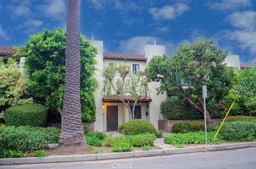 469 S Catalina Ave, Pasadena, CA, 91106 | Card Image