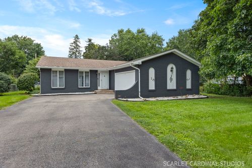 393 Orion Road, Batavia, IL, 60510 | Card Image