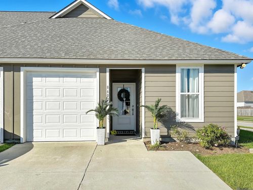 8602 Edgewater Dr, Baton Rouge, LA, 70820-7743 | Card Image
