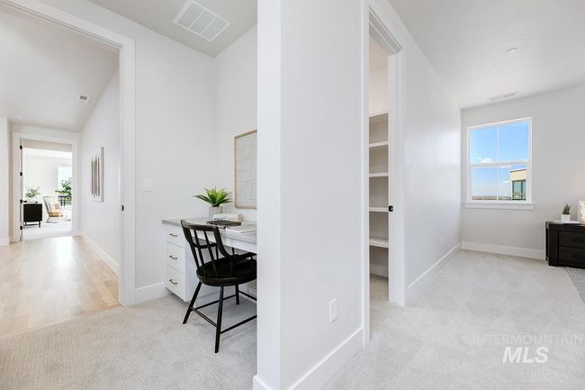 5813 E Marmount Ct, House other with 5 bedrooms, 5 bathrooms and 4 parking in Boise ID | Image 36