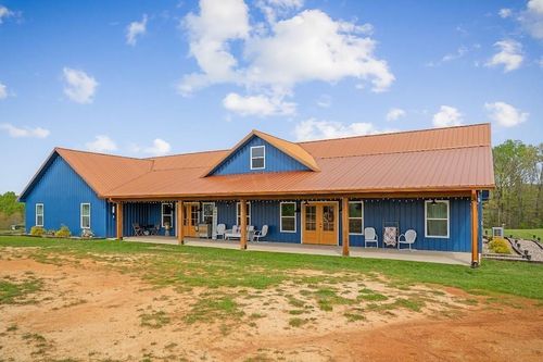 240 Bob Ledbetter Rd, Livingston, TN, 38570-6116 | Card Image