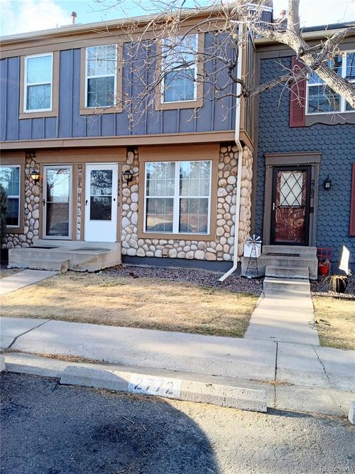 2756 E Nichols Cir, Centennial, CO, 80122-3427 | Card Image