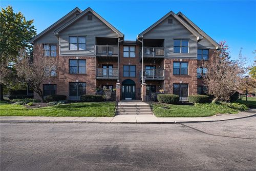 137-700 Ashton Cir, Kettering, OH, 45429-3483 | Card Image