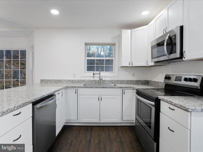 689 Windy Way, House other with 3 bedrooms, 2 bathrooms and null parking in FRONT ROYAL VA | Image 10