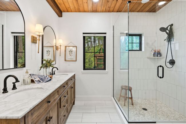 Master Bath | Image 23