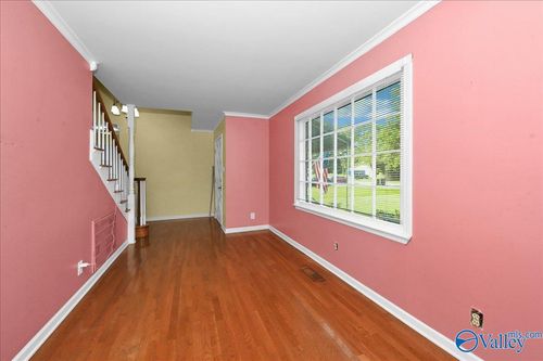 2726 Hunterwood Dr Se, Decatur, AL, 35603-5636 | Card Image