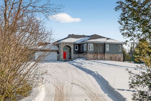 1641 Bearhill Rd, Carp, ON, K0A1L0 | Card Image