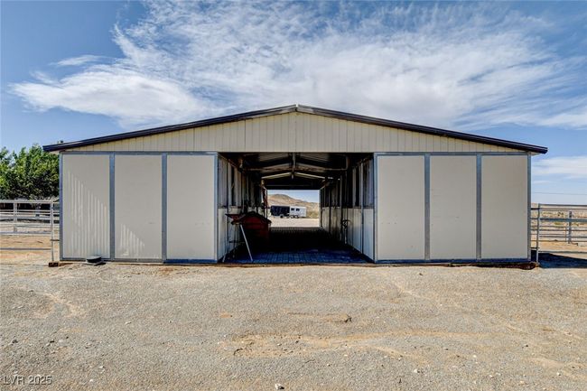 Barn | Image 7