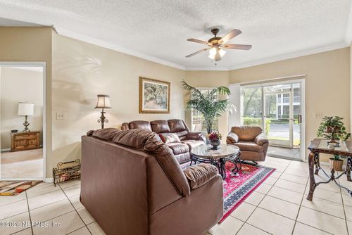 2015-10000 Gate Pkwy N, Jacksonville, FL, 32246 | Card Image