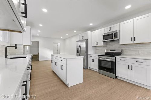 11931 Wisconsin St, Detroit, MI, 48204-5429 | Card Image