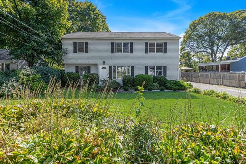 301 Lynn Ave, East Northport, NY, 11731-3440 | Card Image