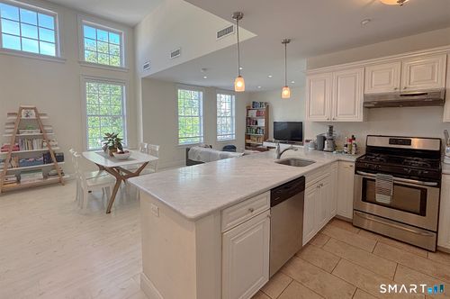 202-1015 Boston Post Road, Darien, CT, 06820 | Card Image