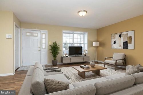 4417 Somerset Ln, UPPER CHICHESTER, PA, 19014-3028 | Card Image