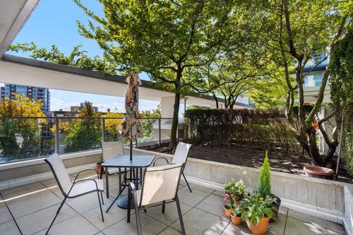 306-158 W 13th St, North Vancouver, BC, V7M0A7 | Card Image