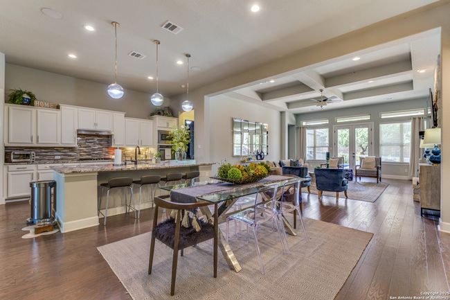 8822 Whisper Gate, House other with 4 bedrooms, 3 bathrooms and null parking in Fair Oaks Ranch TX | Image 6